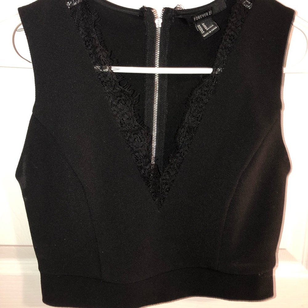 Black lace trip neck crop top
